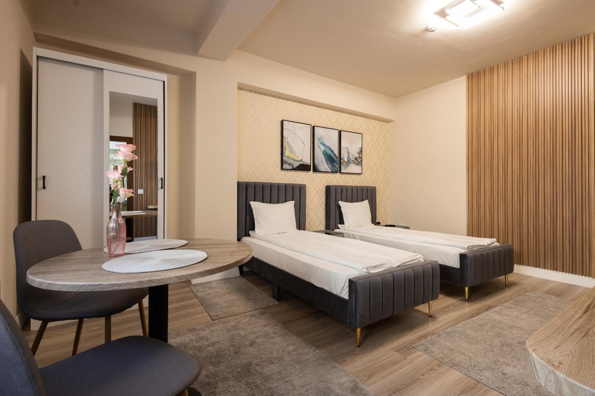 Apart Hotel Bonjour Cluj 外观 照片